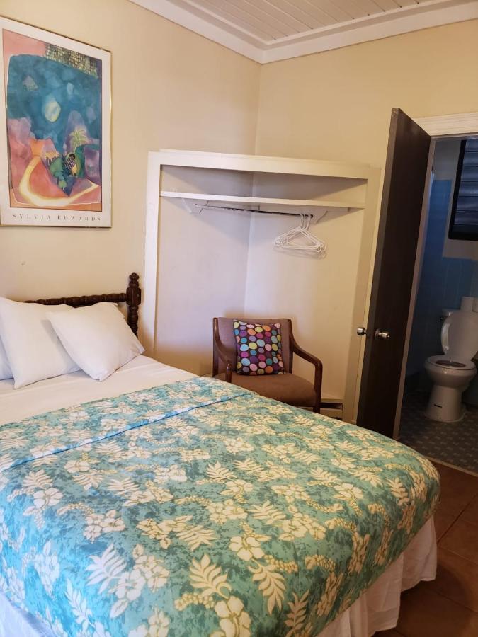 Midtown Guest House Шарлотта-Амалія Екстер'єр фото